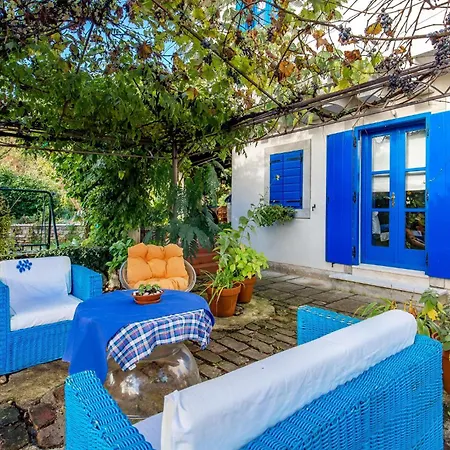 Amazing In With Kitchen Apartmán